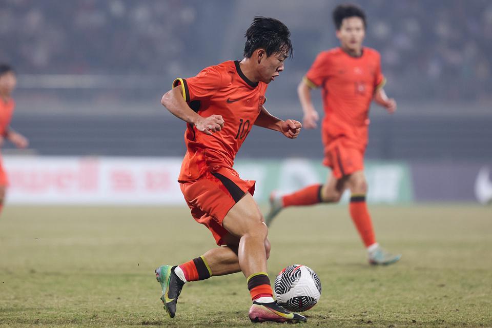 华体会体育官方网站-U17国足利好！邝兆镭复出+生死战或派最强阵 最后一练曝光2大战术
